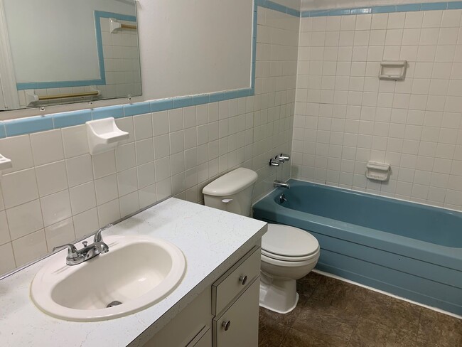 80 W Princeton Cir Cir in Lynchburg, VA - Building Photo - Building Photo