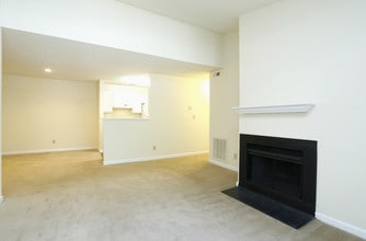 Summit at Avent Ferry in Raleigh, NC - Building Photo - Interior Photo