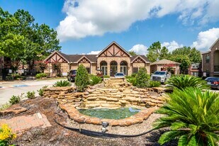 Hawthorne Ridge in Conroe, TX - Building Photo