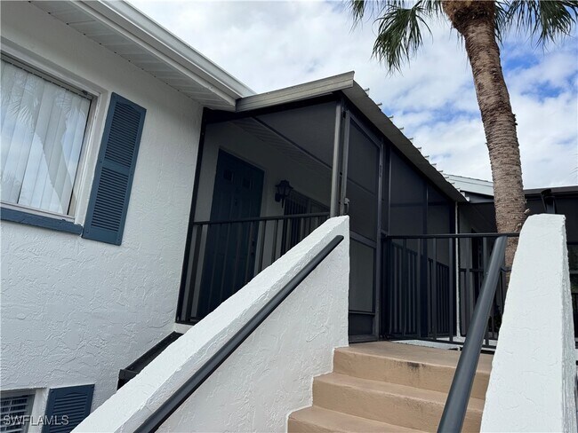 property at 4070 Looking Glass Ln