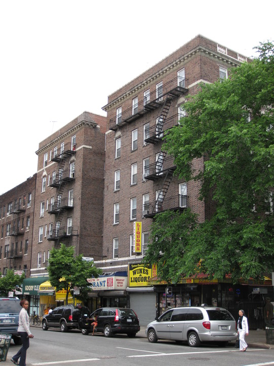 Crown Heights in Brooklyn, NY - Building Photo