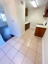 390 N San Antonio Ave in Upland, CA - Building Photo - Building Photo