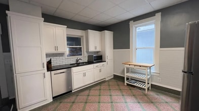 523 Tracy Ave in Kansas City, MO - Building Photo - Building Photo