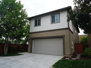 1465 Caracara Cir in El Cajon, CA - Building Photo - Building Photo
