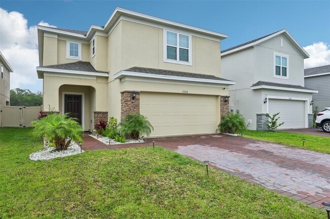 5248 Royal Point Ave in Kissimmee, FL - Building Photo - Building Photo