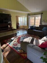 7836 Gate Way in Dublin, CA - Foto de edificio - Building Photo