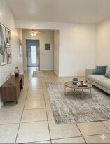 934 Meridian Ave in Miami Beach, FL - Building Photo