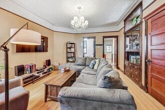 3136 N Kenmore Ave, Unit #1 in Chicago, IL - Building Photo - Building Photo