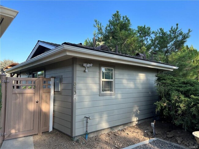 813 Ride Out Way, Unit A