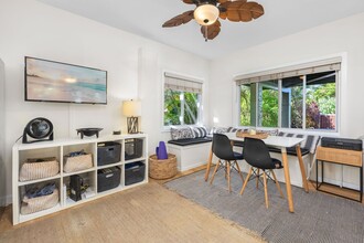 59-018 Holawa St in Haleiwa, HI - Building Photo - Building Photo