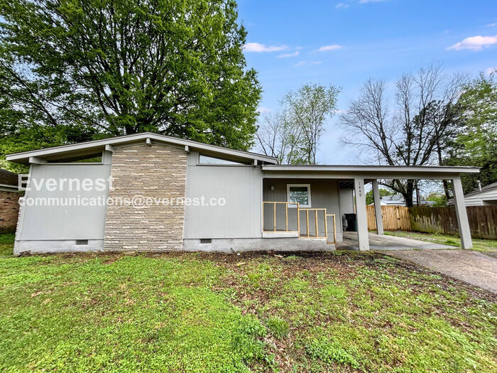 1449 Ticonderoga Dr in Southaven, MS - Building Photo
