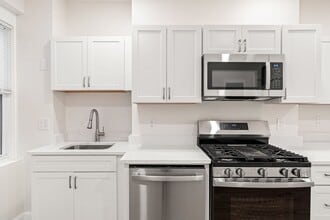 159 Salem St, Unit 2 in Boston, MA - Building Photo - Building Photo