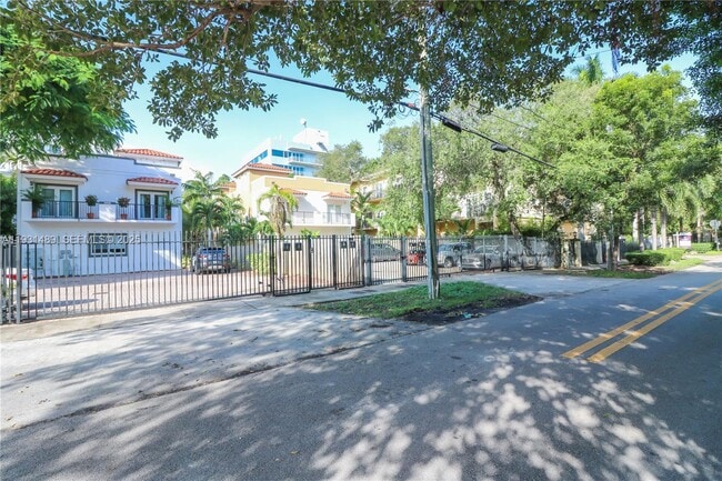 2947 Coconut Ave in Miami, FL - Building Photo - Building Photo