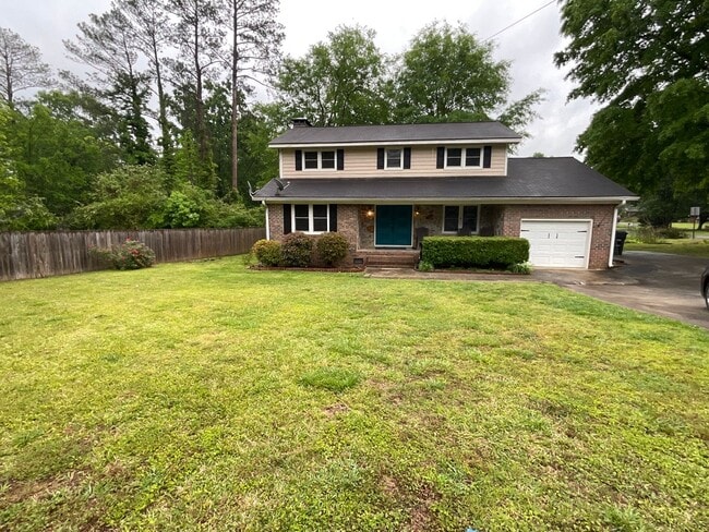 property at 2 Anders Rd SW