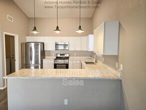 9169 E Wild Wash Dr in Tucson, AZ - Building Photo - Building Photo