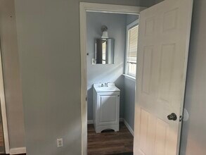 2381 Elldale Ave in Decatur, GA - Building Photo - Building Photo