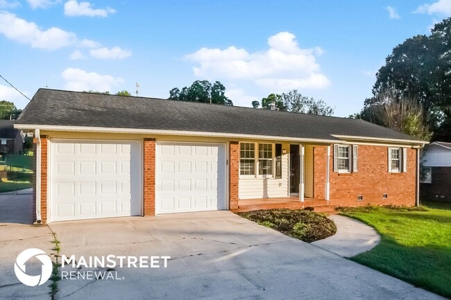 2157 Sheffield Dr in Kannapolis, NC - Foto de edificio - Building Photo