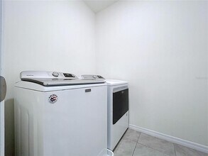 10878 Penny Gale Loop in San Antonio, FL - Building Photo - Building Photo