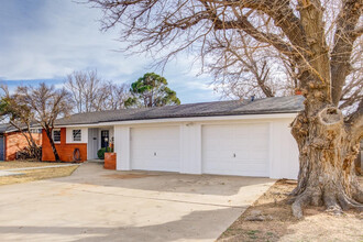 5207 16th St in Lubbock, TX - Building Photo - Building Photo