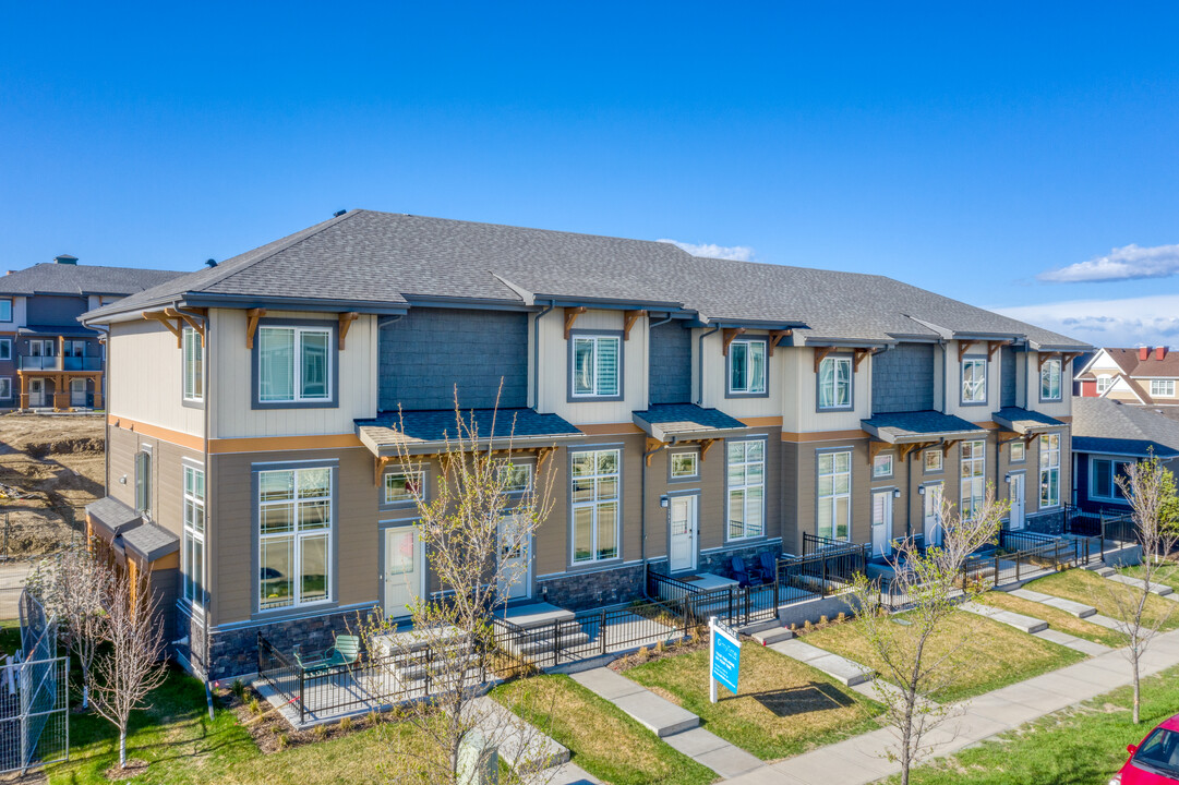 Regatta in Auburn Bay in Calgary, AB - Building Photo