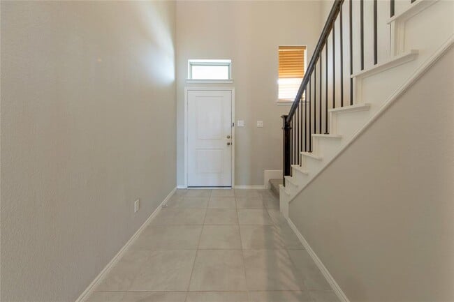12355 Summerbrook Dr in Houston, TX - Building Photo - Building Photo
