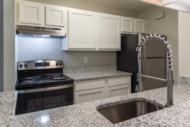 Rockwood Park BRG in Richmond, VA - Building Photo - Building Photo