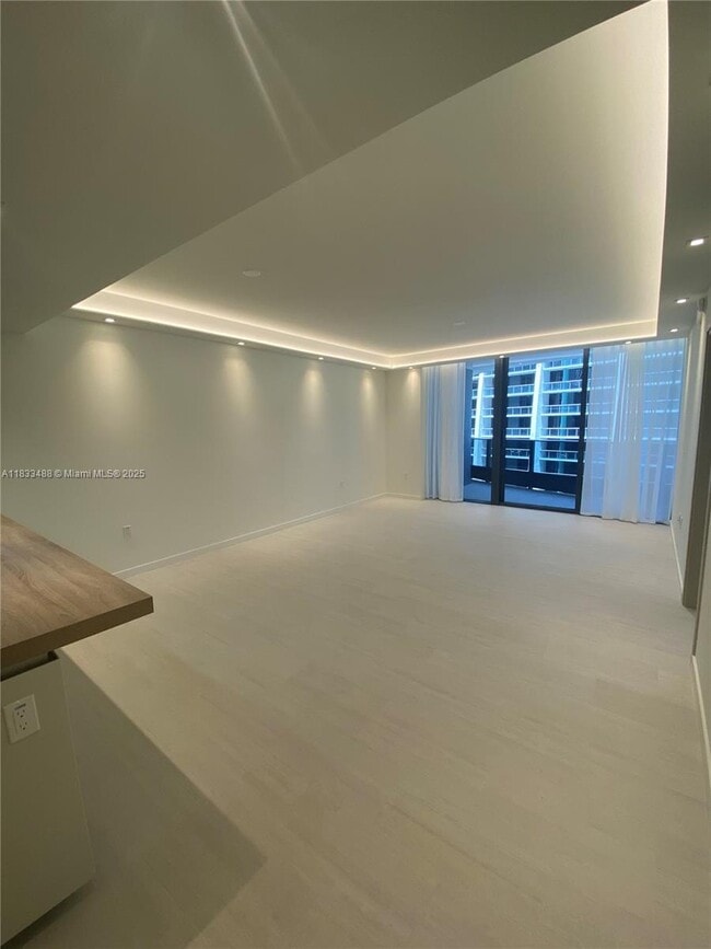 property at 1000 Brickell Plaza