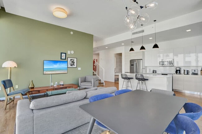 1220 17th St in Miami Beach, FL - Foto de edificio - Building Photo