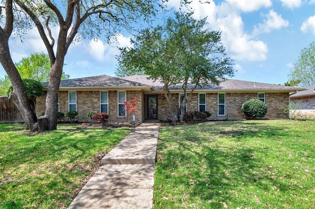 2905 Hilltop Ln in Plano, TX - Building Photo
