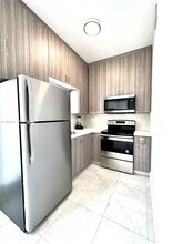 842 SW 14th Ave in Miami, FL - Building Photo - Building Photo