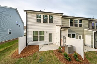 6312 Lady Eliza Ln in Raleigh, NC - Building Photo - Building Photo