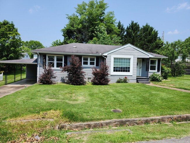 property at 4803 Orchard View Dr