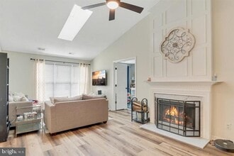 1121 Huntmaster Terrace NE in Leesburg, VA - Building Photo - Building Photo
