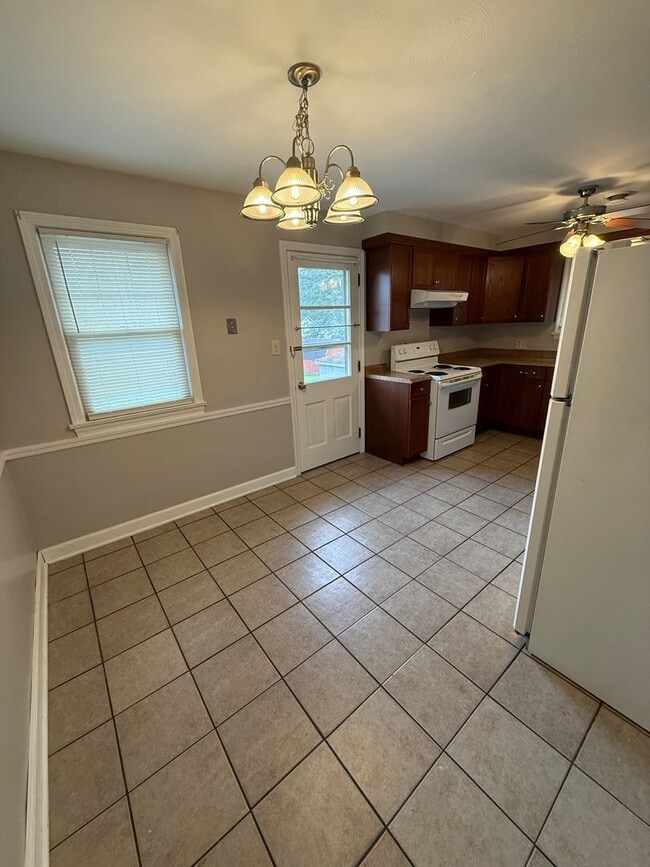 5111-5113 Allen Dr in Youngstown, OH - Building Photo - Building Photo