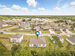 4902 Kensington Ln in Crestview, FL - Building Photo - Building Photo
