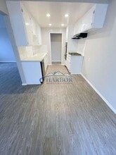 822 S Leland St in Los Angeles, CA - Building Photo - Building Photo