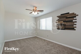 12191 E Metz Dr, Unit 3 in Vail, AZ - Foto de edificio - Building Photo