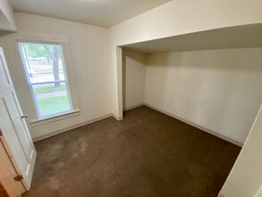 1209 10th St S, Unit 1209 in La crosse, WI - Building Photo - Building Photo