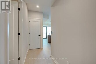 1415 Dundas St E in Oakville, ON - Building Photo - Building Photo