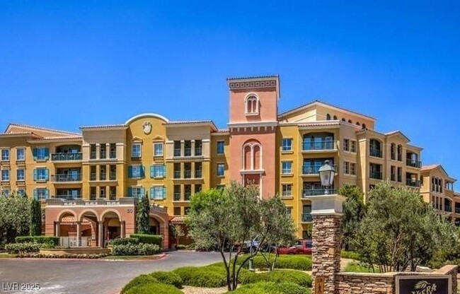 30 Strada Di Villaggio in Henderson, NV - Building Photo - Building Photo