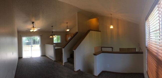 2703 Michaela St in Bellevue, NE - Building Photo - Building Photo