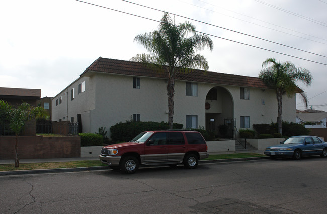 977 Coleen Ct in El Cajon, CA - Foto de edificio - Building Photo