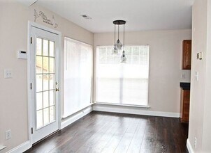 707 Pesca Ln in Matthews, NC - Foto de edificio - Building Photo