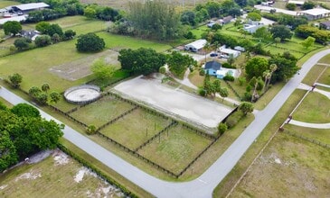 514 Cindy Circle Ln in Wellington, FL - Building Photo - Building Photo