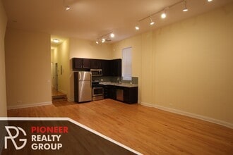 4053 N Leavitt St in Chicago, IL - Building Photo - Building Photo