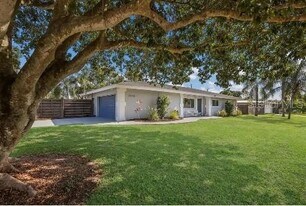 2545 Webber St in Sarasota, FL - Building Photo