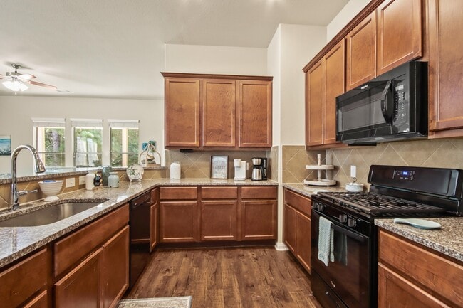 property at 122 Magnolia Colony Ct