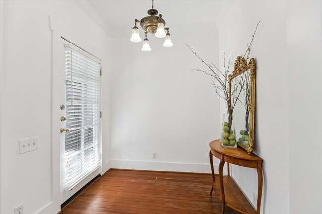 property at 2624 Morrison St