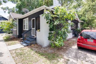 1033 Cumberland St in Lakeland, FL - Building Photo - Building Photo