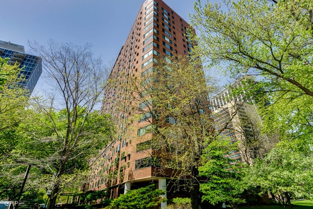 property at 3100 N Lake Shore Dr